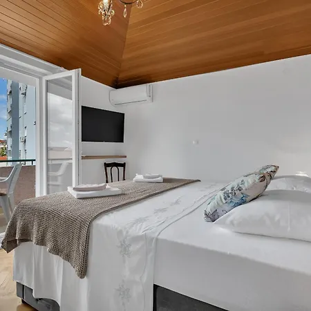 Silvana Apartment *
