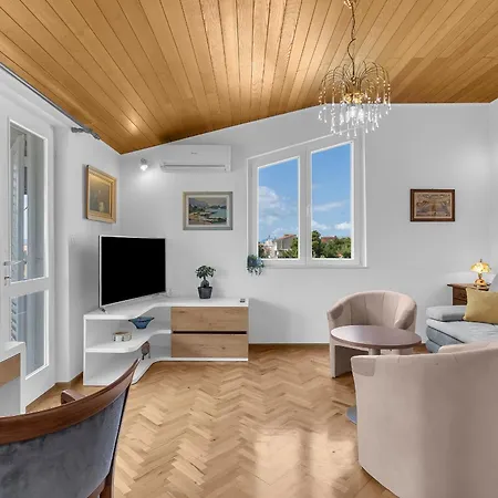 Silvana Apartment Makarska