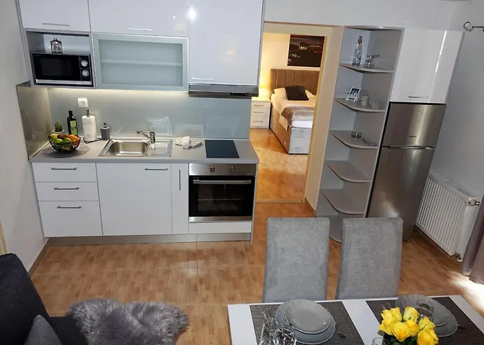 Silvana Apartman *